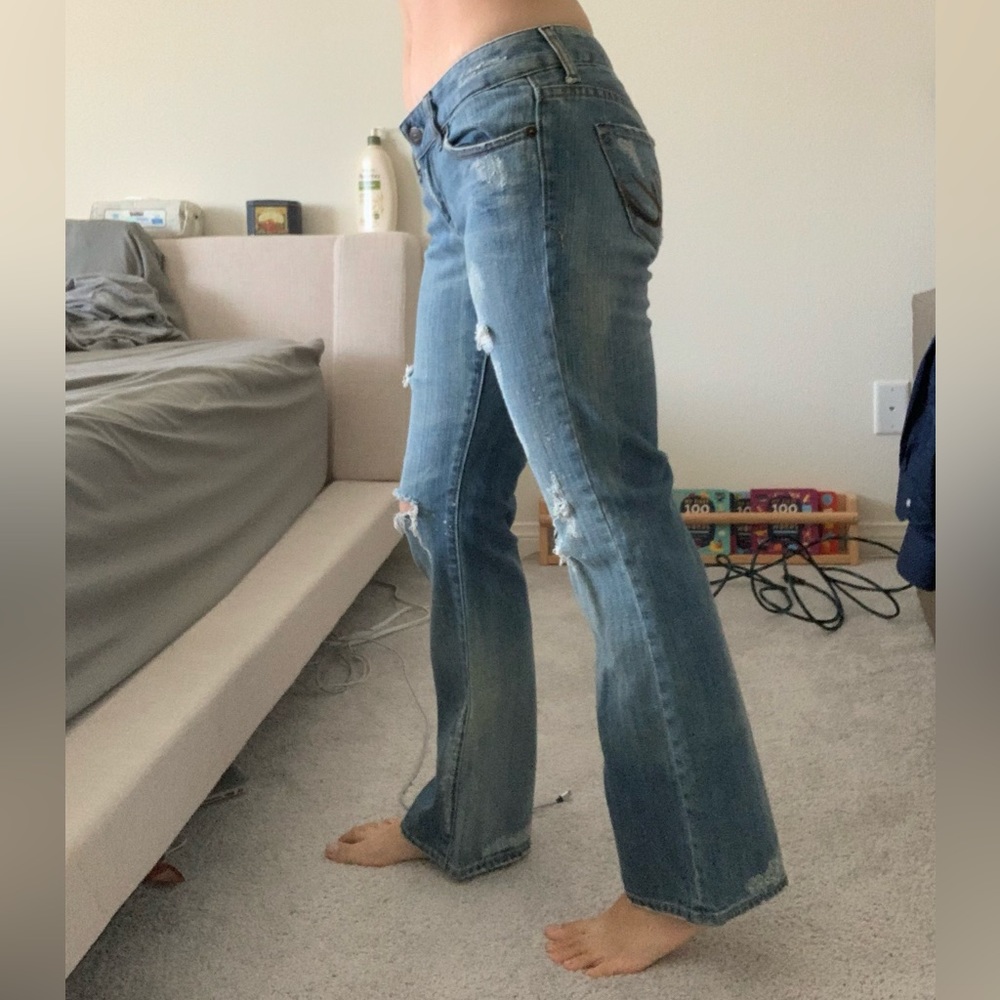 Low Rise Distressed Jeans - Size 25 - Picture 4 of 5